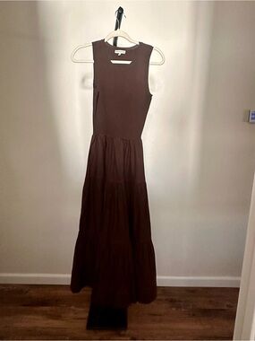 moon river brown sleeveless maxi dress | Dresses | Moon River White Dark Green Floral harlem nights outfits Maxi dresses Pintucked pleats Midi Dress Anthropologie Maeve COLOR:MIDNIGHT BLUE B